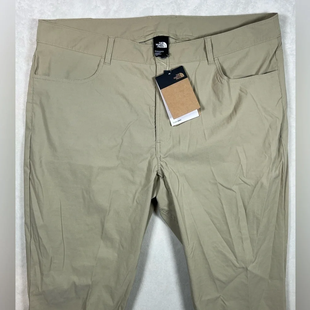 NWT The North Face Size 40 Twill Beige FlashDry 5 Pocket Tactical Outdoor Pants